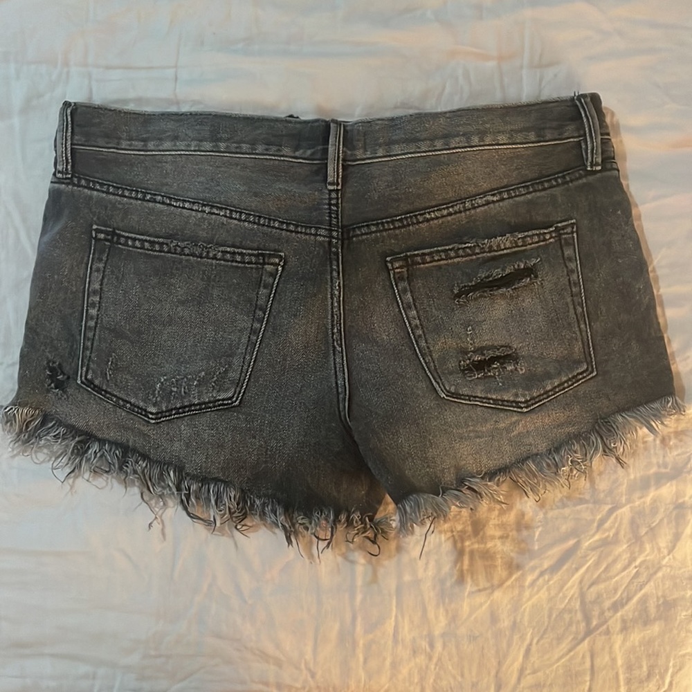 Free People We the Free Loving Good Vibrations Cutoff Shorts sz 28 - Picture 3 of 7